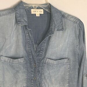 Cloth & Stone Chambray Quarter Button-Up Shirt